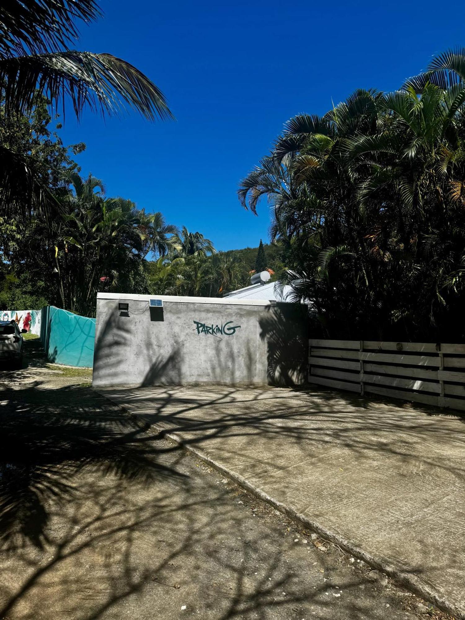 Baz Creole Villa Deshaies Buitenkant foto